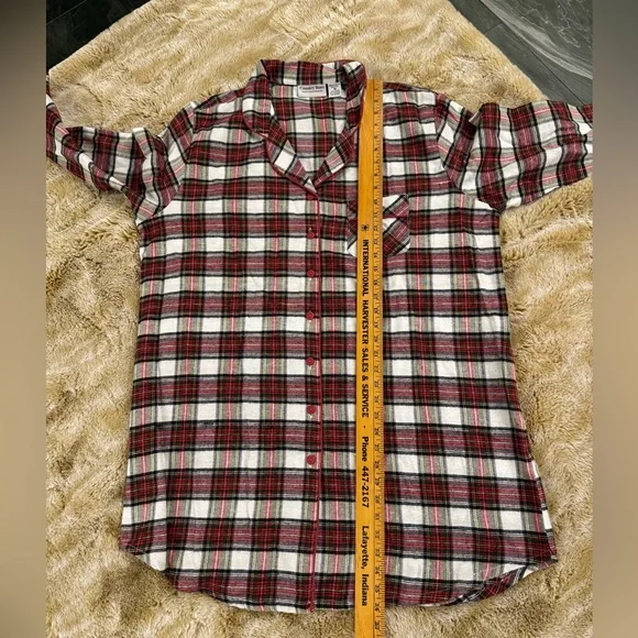 NWT COUNTRY STORE Night Shirt 1X Flannel Plaid Nightgown Pajama Top Cozy Cabin🪵 - Picture 9 of 13